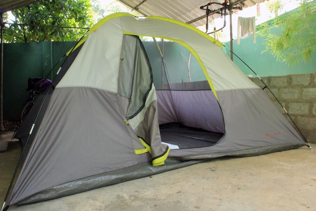 Flipflop Hostel Negombo Buitenkant foto
